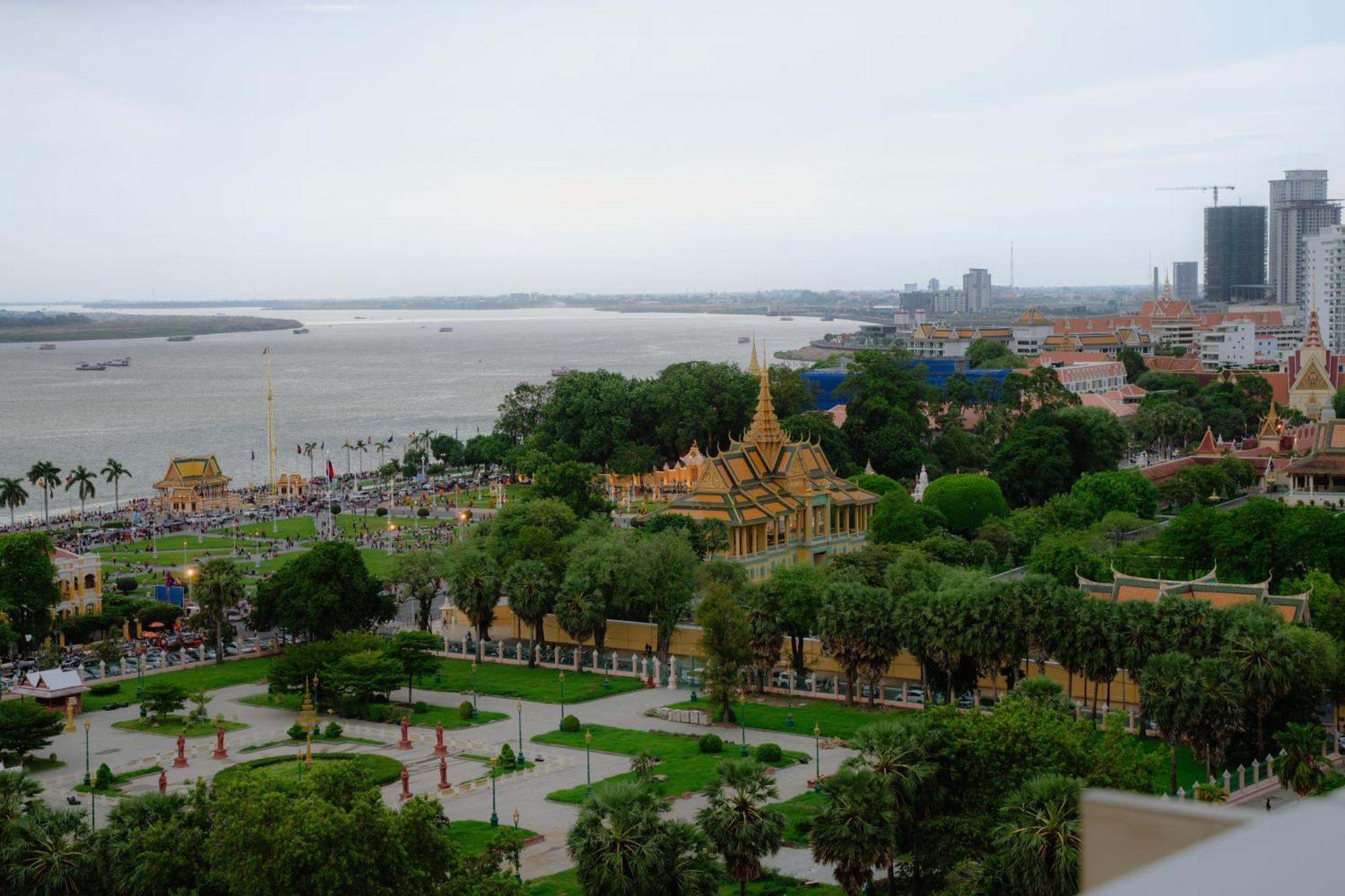 Hyatt Regency Phnom Penh Hotel Luaran gambar